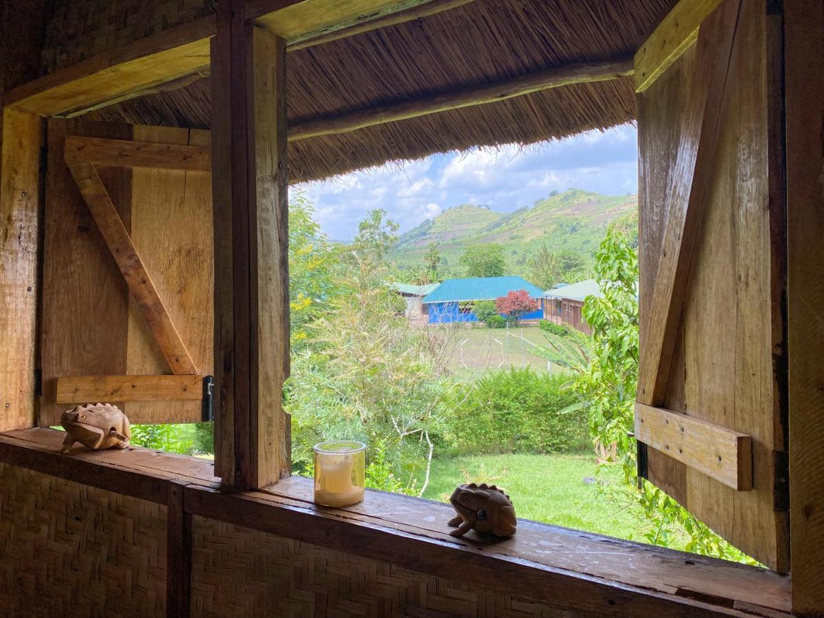 Mwamba Kelele Lodge Fort Portal 外观 照片