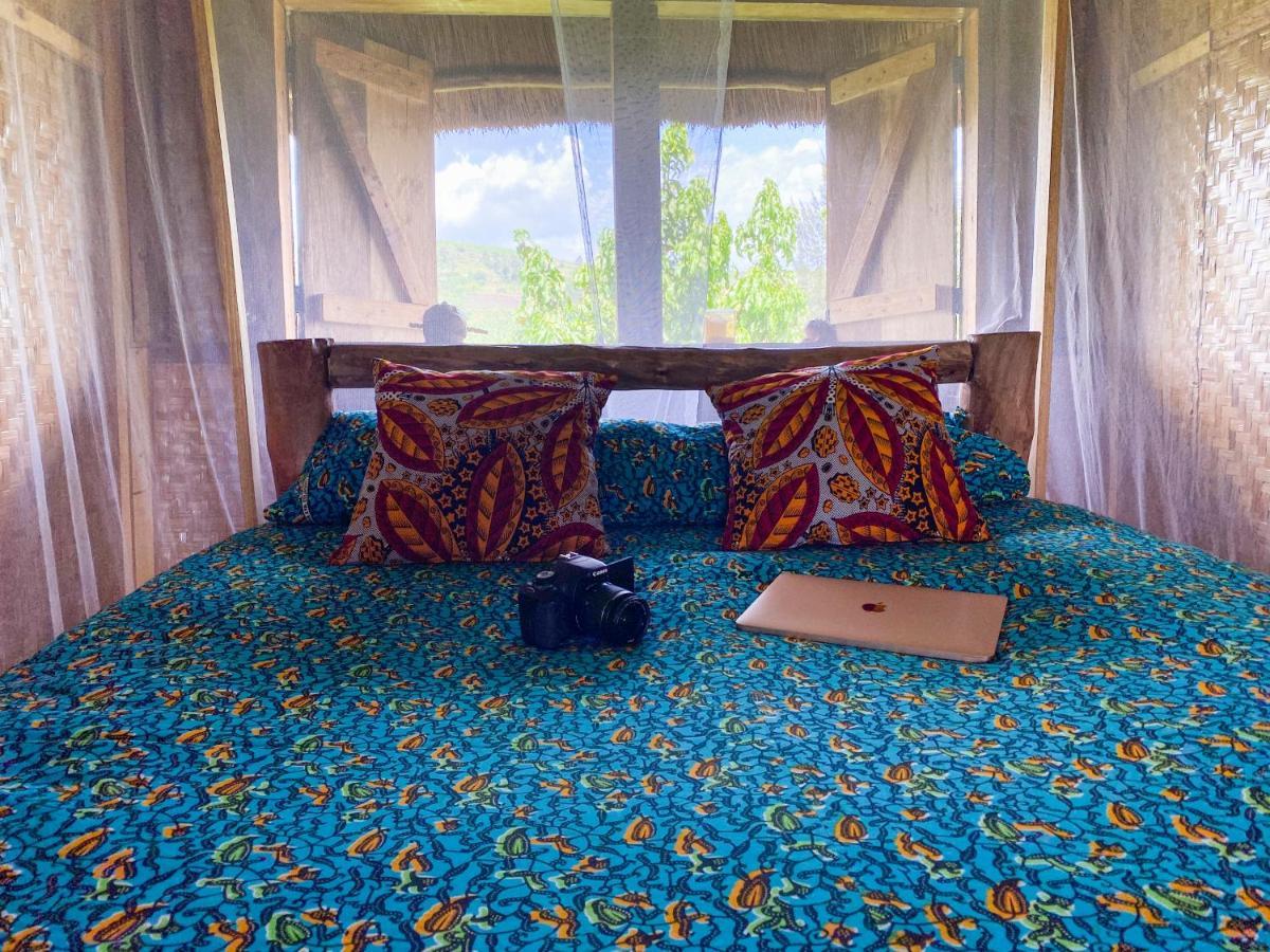 Mwamba Kelele Lodge Fort Portal 外观 照片