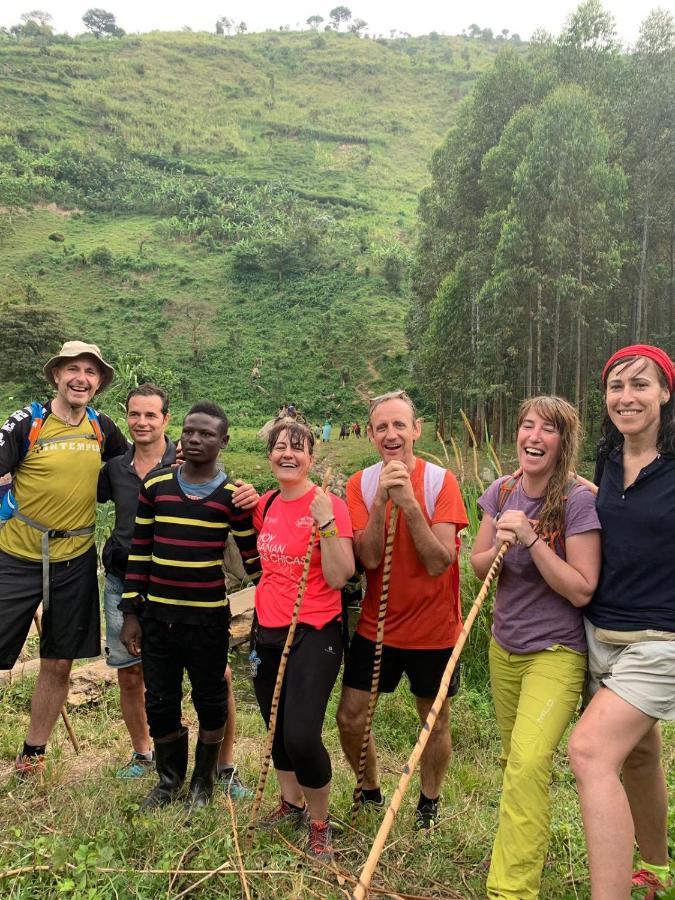 Mwamba Kelele Lodge Fort Portal 外观 照片