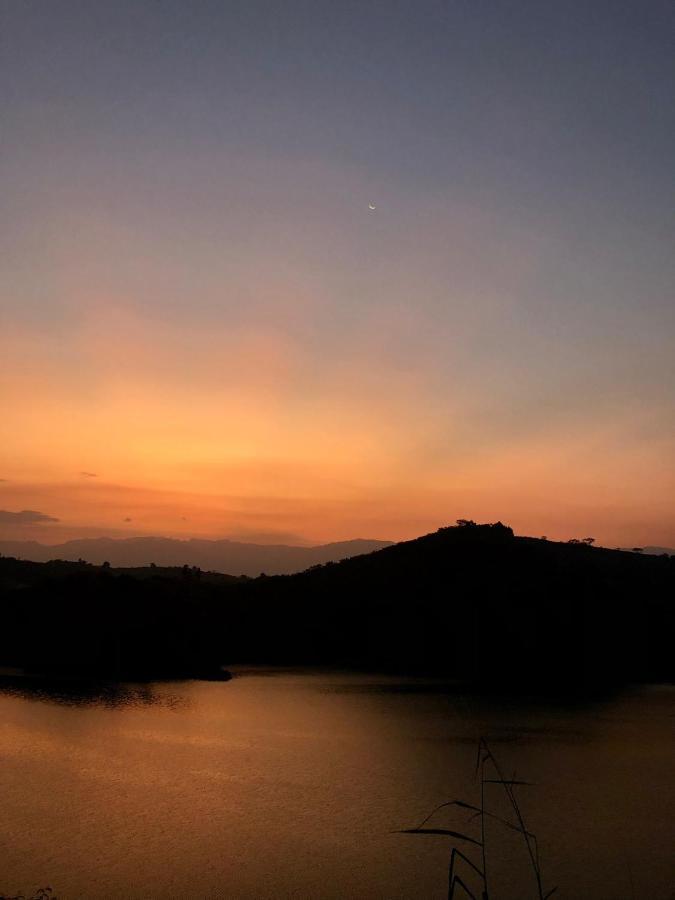 Mwamba Kelele Lodge Fort Portal 外观 照片