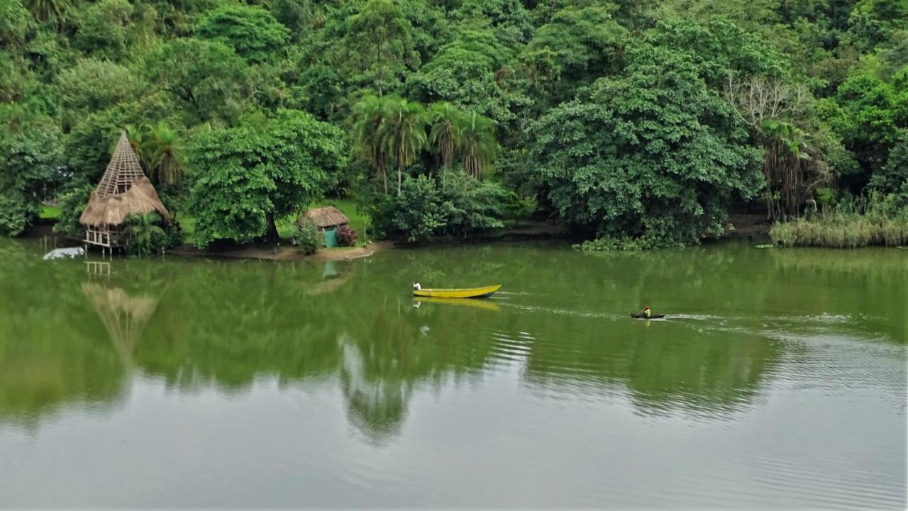 Mwamba Kelele Lodge Fort Portal 外观 照片