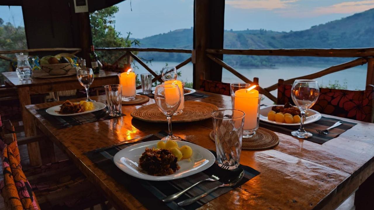 Mwamba Kelele Lodge Fort Portal 外观 照片