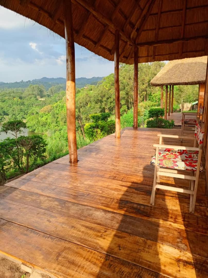 Mwamba Kelele Lodge Fort Portal 外观 照片
