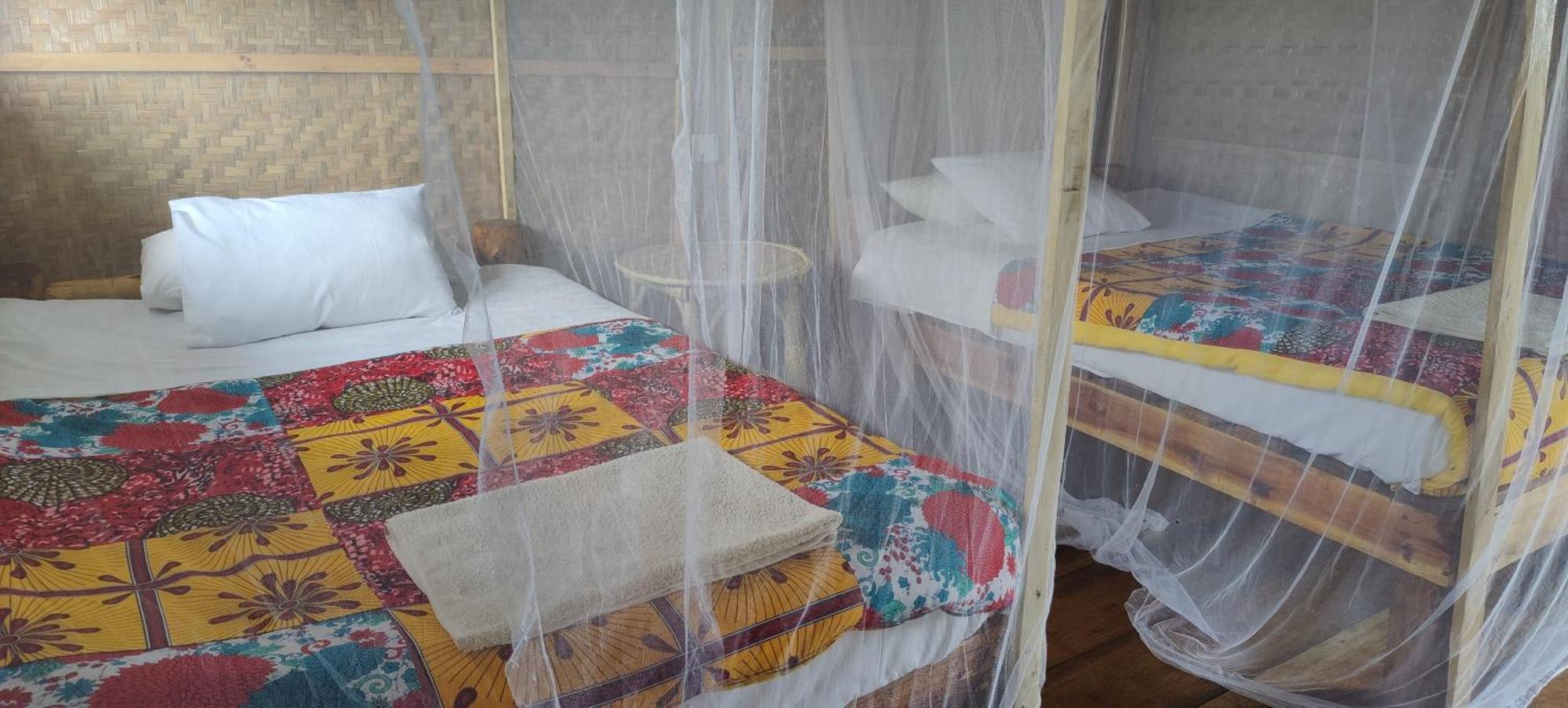 Mwamba Kelele Lodge Fort Portal 外观 照片