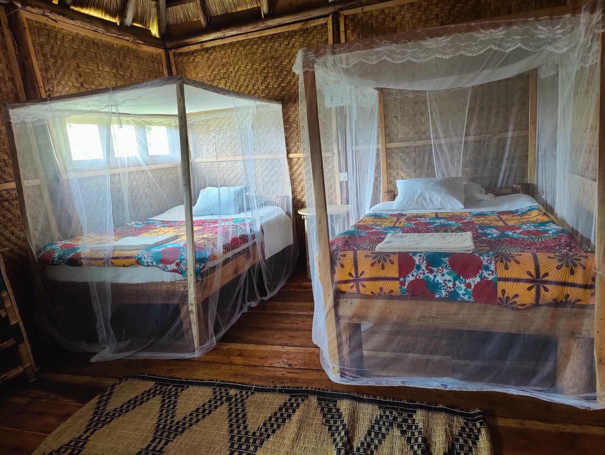 Mwamba Kelele Lodge Fort Portal 外观 照片